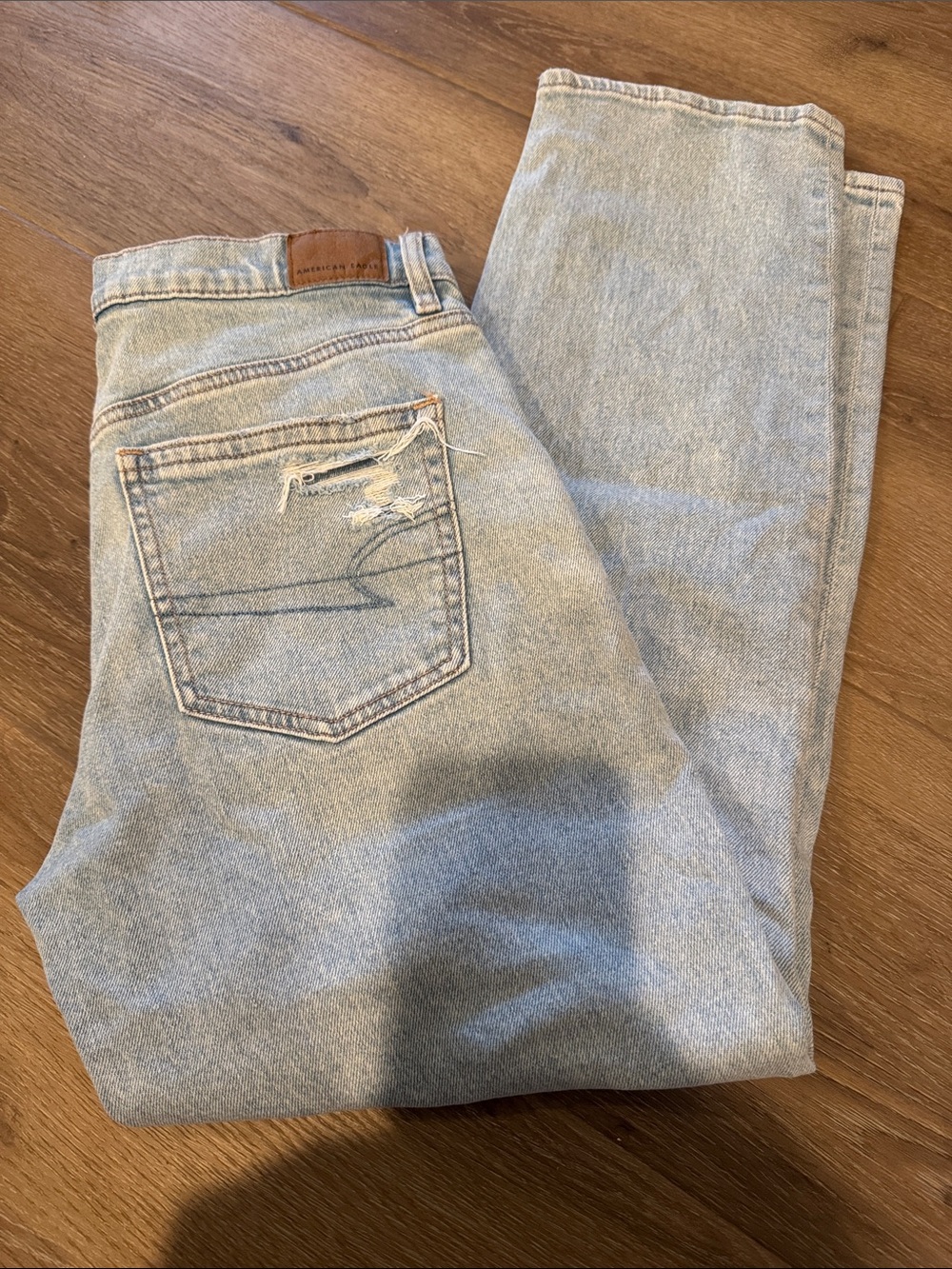 American Eagle Outfitters Light Blue Super High Rise Ankle Straight Leg Jeans 4